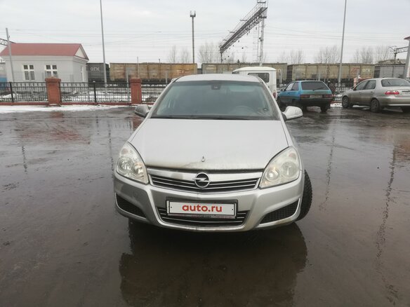 2010 Opel Astra H Рестайлинг, серебристый, 570000 рублей - вид 1