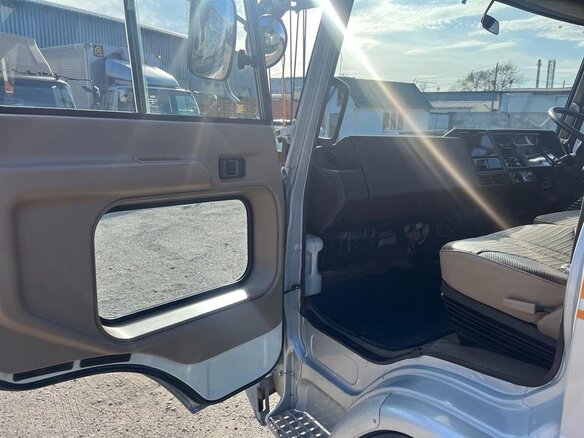 1991 Hino Автокран, 3900000 рублей - вид 4
