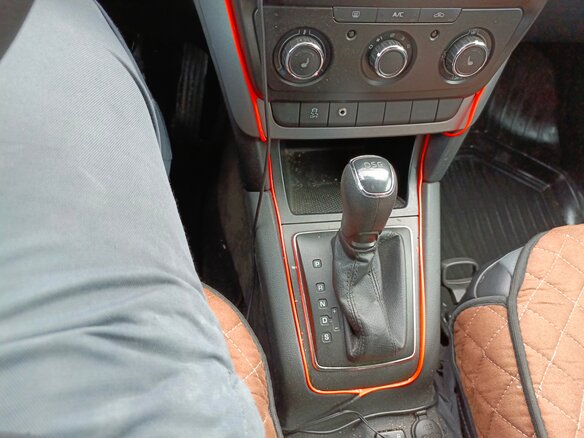 2014 Skoda Yeti I Рестайлинг, коричневый, 1106000 рублей - вид 9