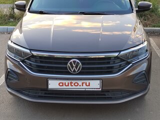 2021 Volkswagen Polo VI, коричневый, 1750000 рублей, вид 1