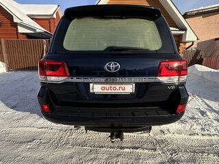 2018 Toyota Land Cruiser 200 Series Рестайлинг 2, синий, 8000000 рублей, вид 4