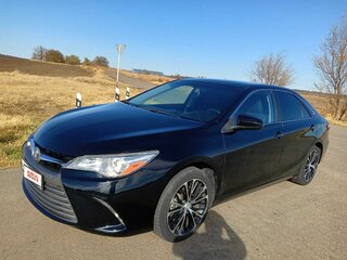 2017 Toyota Camry VII (XV50) Рестайлинг, чёрный, 2350000 рублей, вид 1
