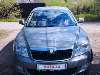2010 Skoda Octavia II (A5) Рестайлинг, серый, 945000 рублей, вид 2