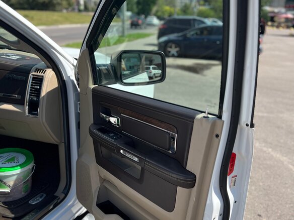 2013 Dodge RAM IV (DS/DJ), белый, 5500000 рублей - вид 13