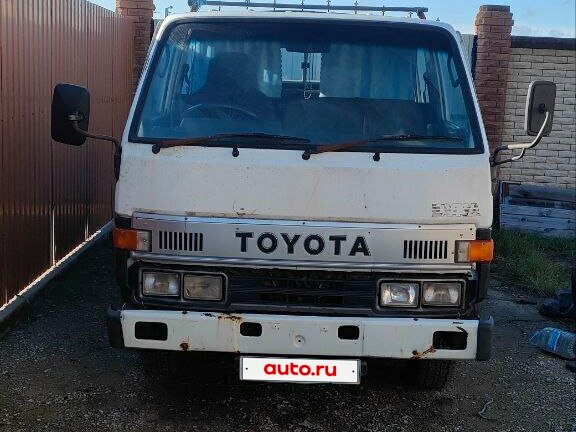 1992 Toyota Toyoace, белый, 400000 рублей - вид 15