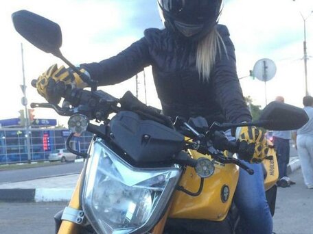 2006 Yamaha FZ1, жёлтый, 550000 рублей, вид 2