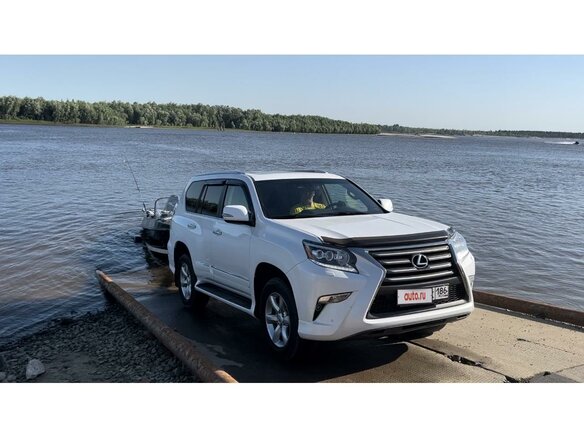 2015 Lexus GX 460 II Рестайлинг, белый, 5300000 рублей - вид 7