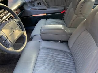 1993 Oldsmobile Ninety-Eight XI, белый, 3500000 рублей, вид 4
