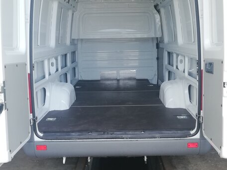 2016 Mercedes-Benz Sprinter Classic, белый, 1580000 рублей, вид 3