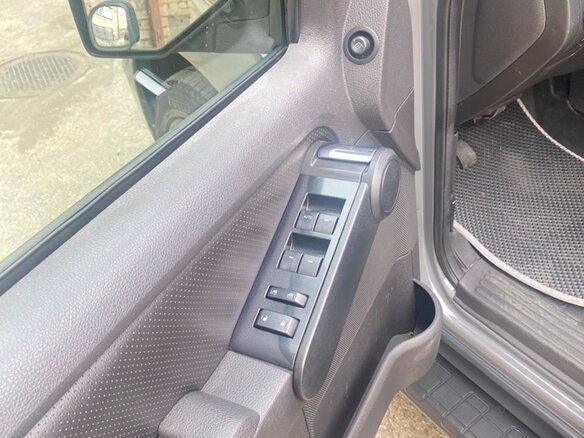 2009 Ford Explorer Sport Trac II, серый, 1800000 рублей - вид 13