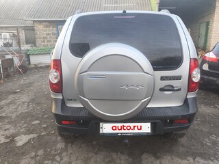 2009 Chevrolet Niva I Рестайлинг, серебристый, 605000 рублей, вид 2
