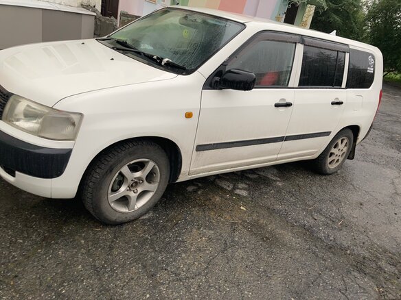 2004 Toyota Probox I, белый, 720000 рублей