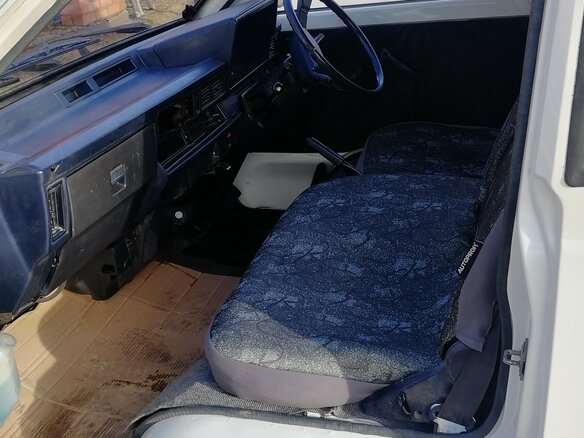 1989 Toyota TownAce, белый, 650000 рублей - вид 14