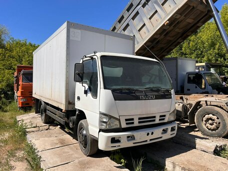2011 Isuzu Elf (N-series), белый, 1000000 рублей, вид 1