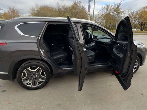 2023 Hyundai Santa Fe IV Рестайлинг, коричневый, 5299000 рублей - вид 2