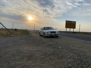2003 Mercedes-Benz E-Класс 320 III (W211, S211), белый, 1100000 рублей, вид 3