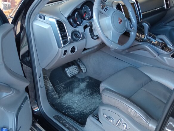 2010 Porsche Cayenne S II (958), чёрный, 2650000 рублей - вид 11