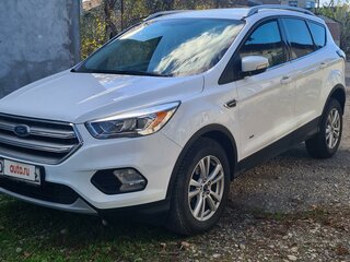 2016 Ford Kuga II Рестайлинг, белый, 1650000 рублей, вид 1