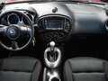 2011 Nissan Juke I, красный - вид 4