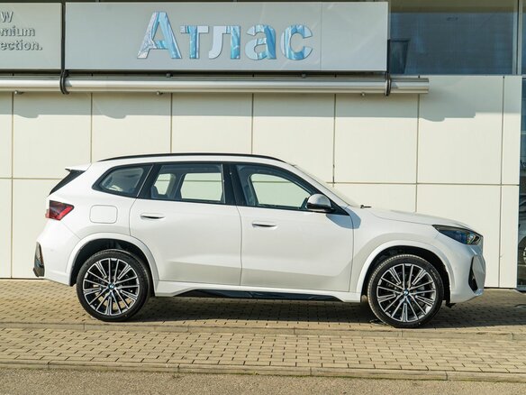 2026 BMW X1 Long 25Li xDrive III (U11/U12), белый, 6390000 рублей - вид 5