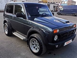2017 Lada (ВАЗ) 2121 (4x4) I Рестайлинг, серебристый, 700000 рублей, вид 1
