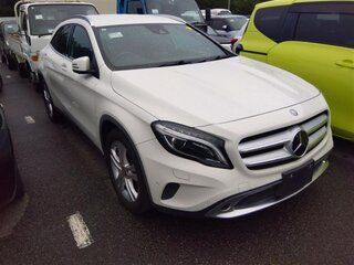2016 Mercedes-Benz GLA 180 I (X156), белый, 1250000 рублей, вид 1