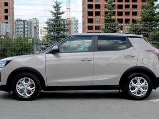 2024 KGM Tivoli, бежевый, 2990000 рублей, вид 2
