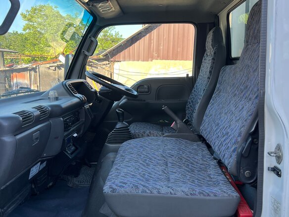 2000 Isuzu Elf (N-series), белый, 1399000 рублей - вид 17