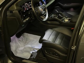 2023 Porsche Cayenne III Рестайлинг, серый, 15399000 рублей, вид 5