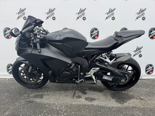 2015 Honda CBR 1000 RR/RA Fireblade, чёрный, 1150000 рублей, вид 3