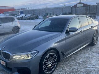 2019 BMW 5 серии 530i xDrive VII (G30/G31/G38), серый, 5500000 рублей, вид 2