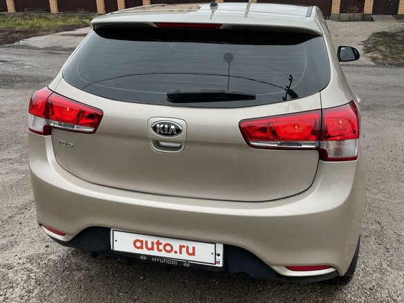 2015 Kia Rio III Рестайлинг, бежевый, 1090000 рублей - вид 7
