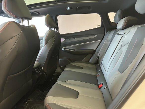 2026 Geely Cityray, белый - вид 12