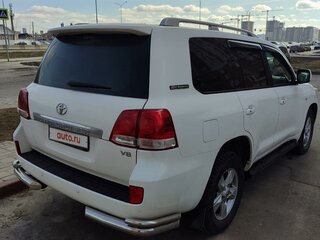 2011 Toyota Land Cruiser 200 Series, белый, 3300000 рублей, вид 3