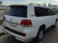 2011 Toyota Land Cruiser 200 Series, белый, 3300000 рублей - вид 2