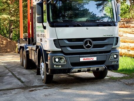 2017 Mercedes-Benz Actros, белый, 9000000 рублей, вид 1