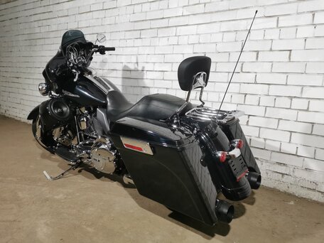 2013 Harley-Davidson Street Glide, чёрный, 1100000 рублей, вид 3