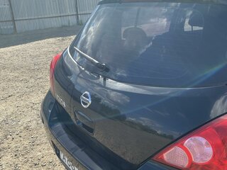 2011 Nissan Tiida I Рестайлинг, чёрный, 1100000 рублей, вид 4