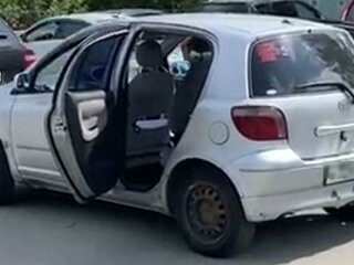 2000 Toyota Vitz I (P10), серебристый, 230000 рублей, вид 4