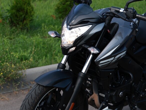 2023 Bajaj Pulsar NS 200, серый, 245000 рублей - вид 8