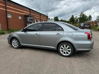 2007 Toyota Avensis II Рестайлинг, серебристый, 540000 рублей, вид 4