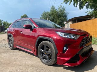 2019 Toyota RAV4 V (XA50), красный, 3590000 рублей, вид 1