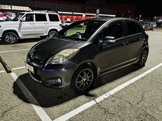 2009 Toyota Vitz II (XP90), серый, 705000 рублей, вид 1