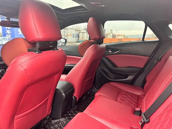 2023 Mazda CX-4 I Рестайлинг, красный, 1780000 рублей - вид 15