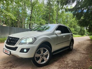 2009 Mercedes-Benz M-Класс 350 II (W164) Рестайлинг, белый, 1500000 рублей, вид 1
