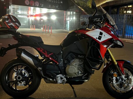 2024 Ducati Multistrada V4, красный, 3500000 рублей, вид 2