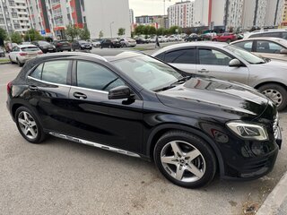 2019 Mercedes-Benz GLA 250 I (X156) Рестайлинг, чёрный, 3000000 рублей, вид 4