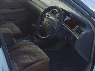 1998 Toyota Camry IV (XV20), белый, 530000 рублей, вид 5