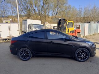 2014 Hyundai Solaris I Рестайлинг, коричневый, 935000 рублей, вид 5