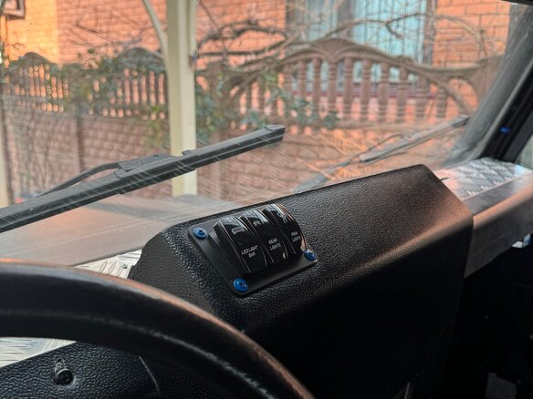 1998 Land Rover Defender 90 I, синий - вид 20
